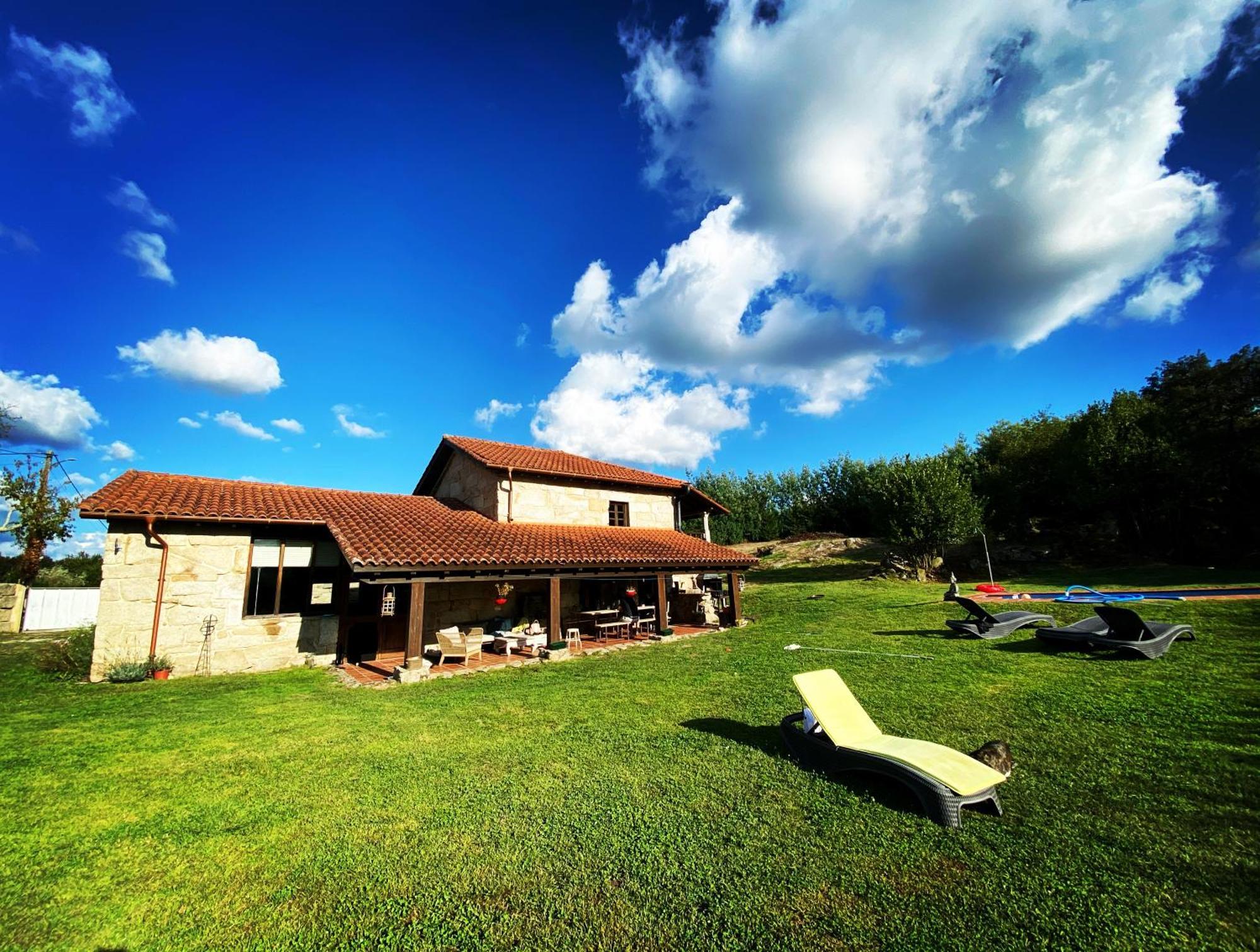 Habitaciones Con Bano Individual En Casa De Campo. Piscina. Amoeiro Buitenkant foto